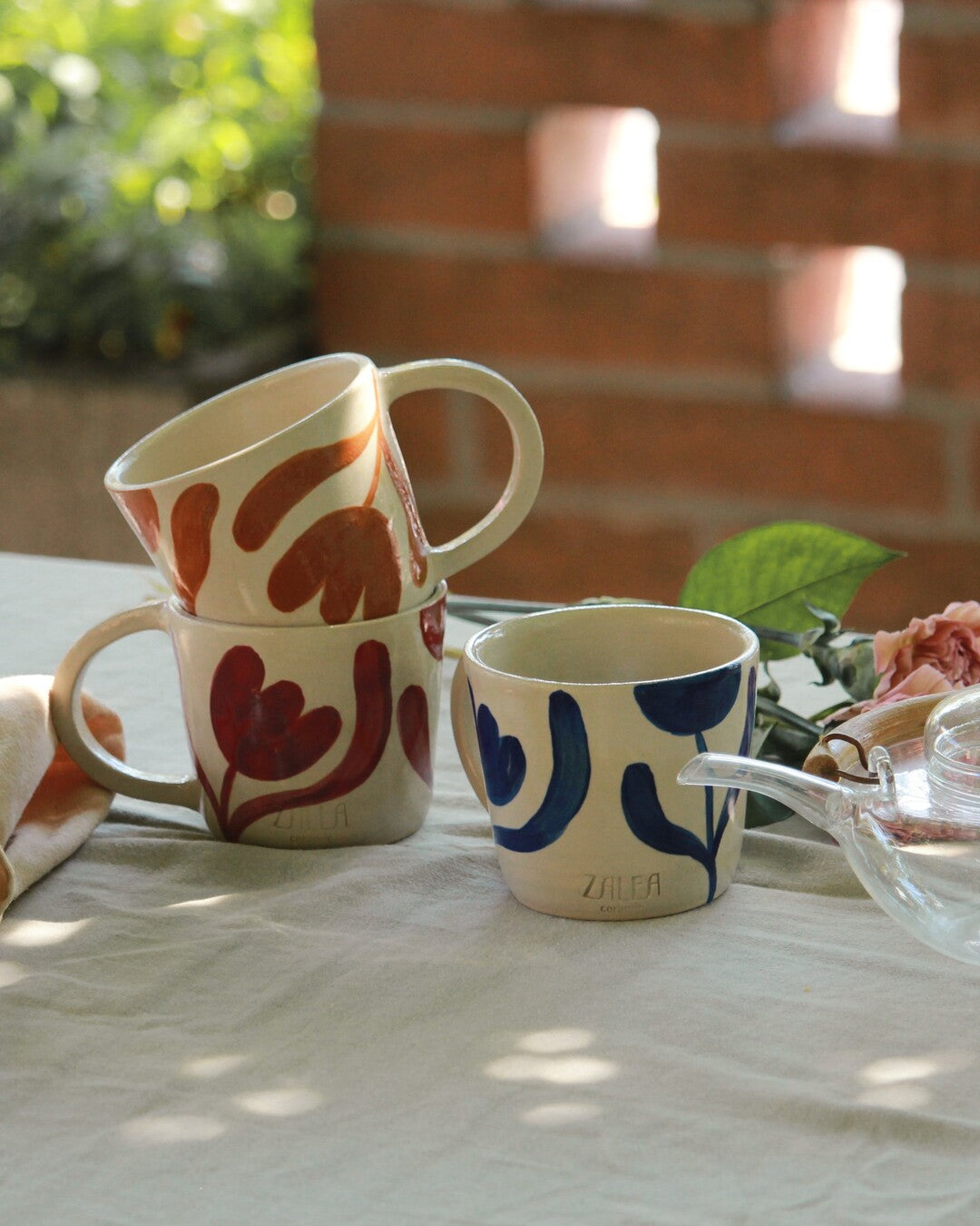 Handmade Tulips mug - Zalea Ceramic