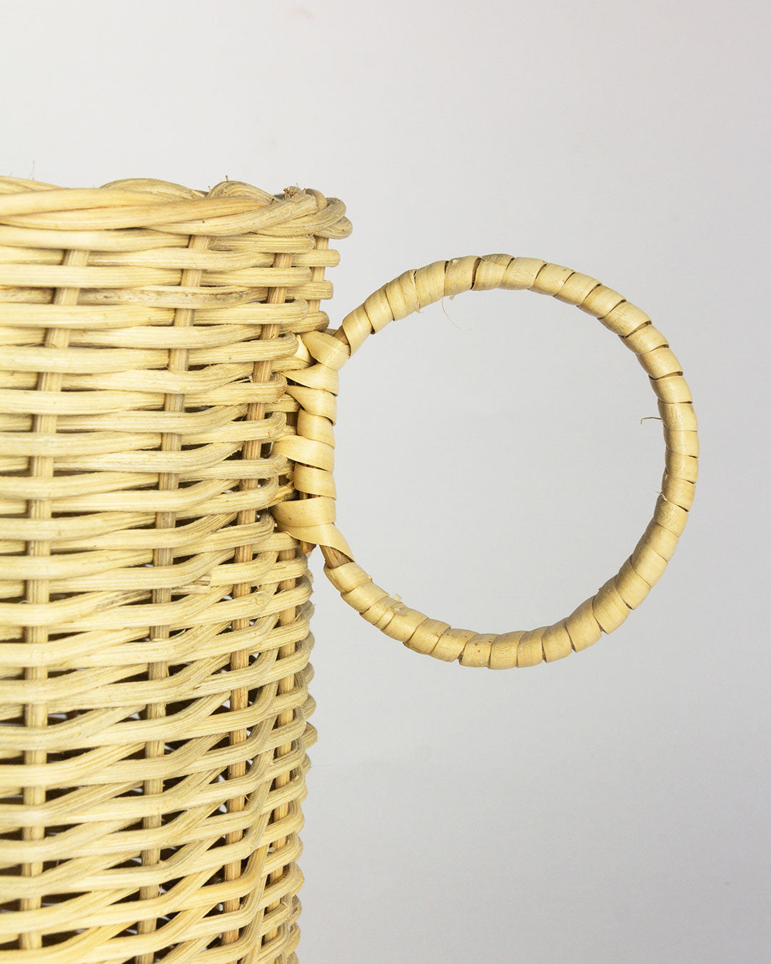 Vase with handles Hand-woven Fili