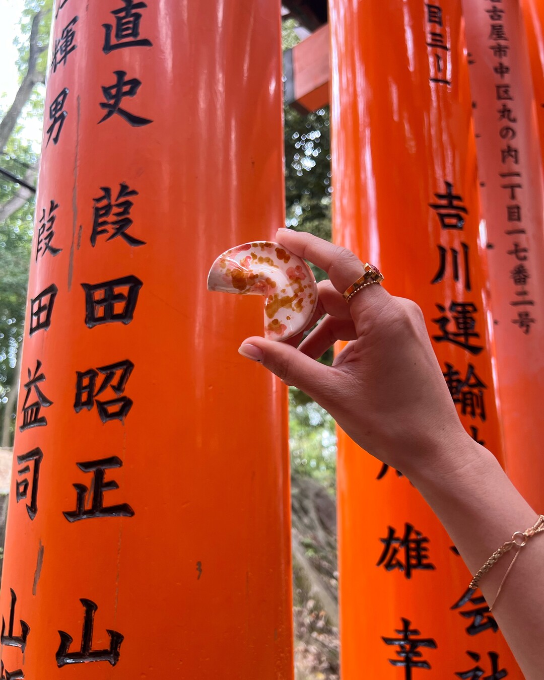 Handmade ceramic chopstick holder - fortune cookie - Ouimiel Ceramics