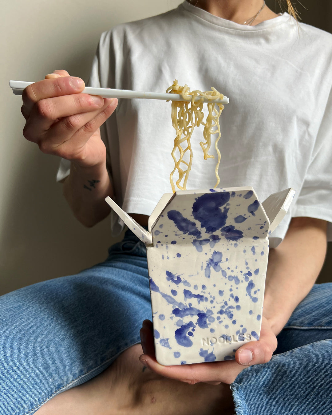 Handmade ceramic noodle box - Ouimiel Ceramics