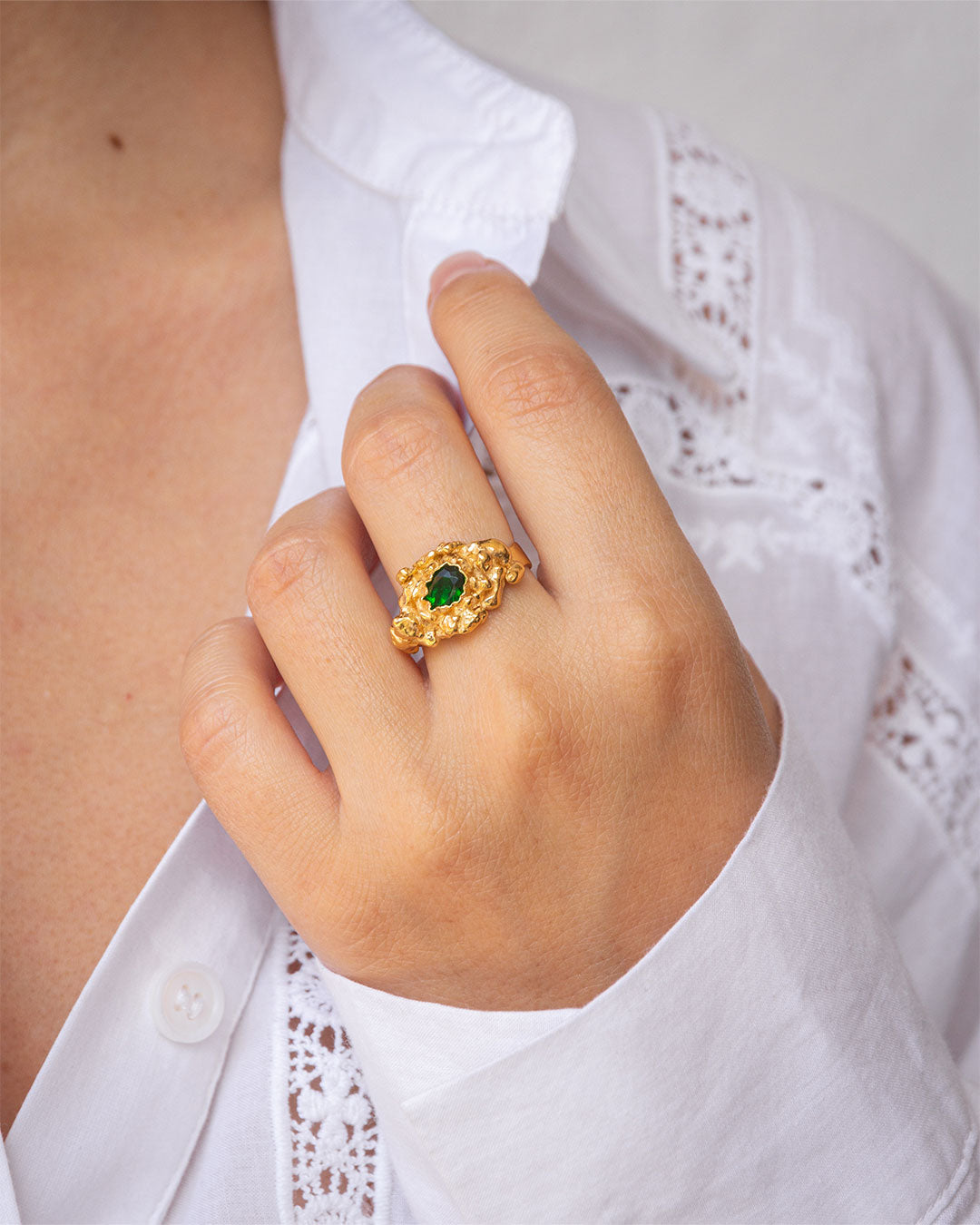 Estal Ring emerald - Joana Pestana Jewellery