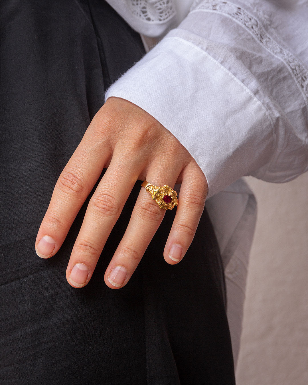Estal Ring Rubi - Joana Pestana Jewellery
