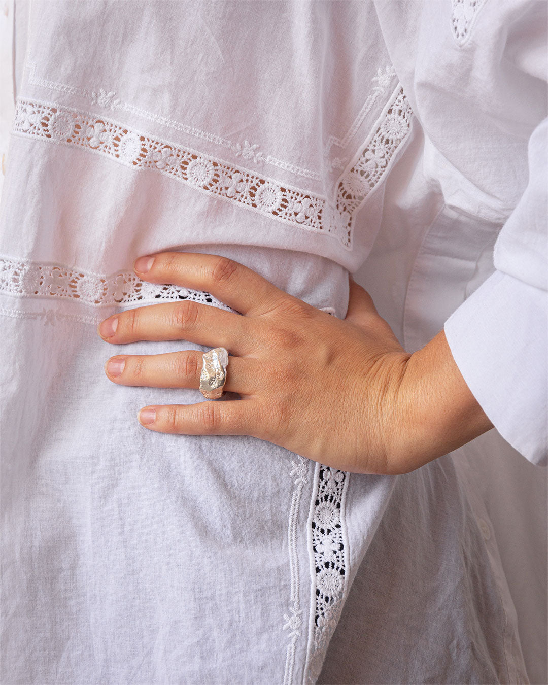 Olga Muxart - Mar Endings Ring