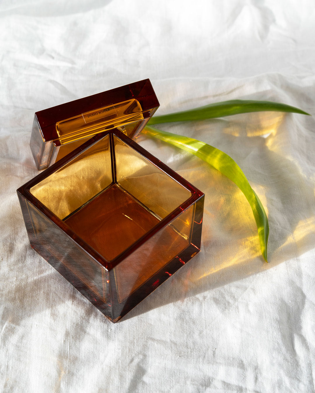 Boîte en verre cristal ambré PALMI