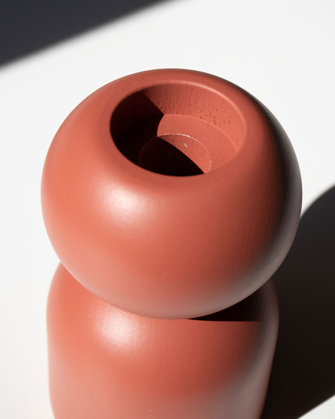 Candleholder-3-in-1-low red close up