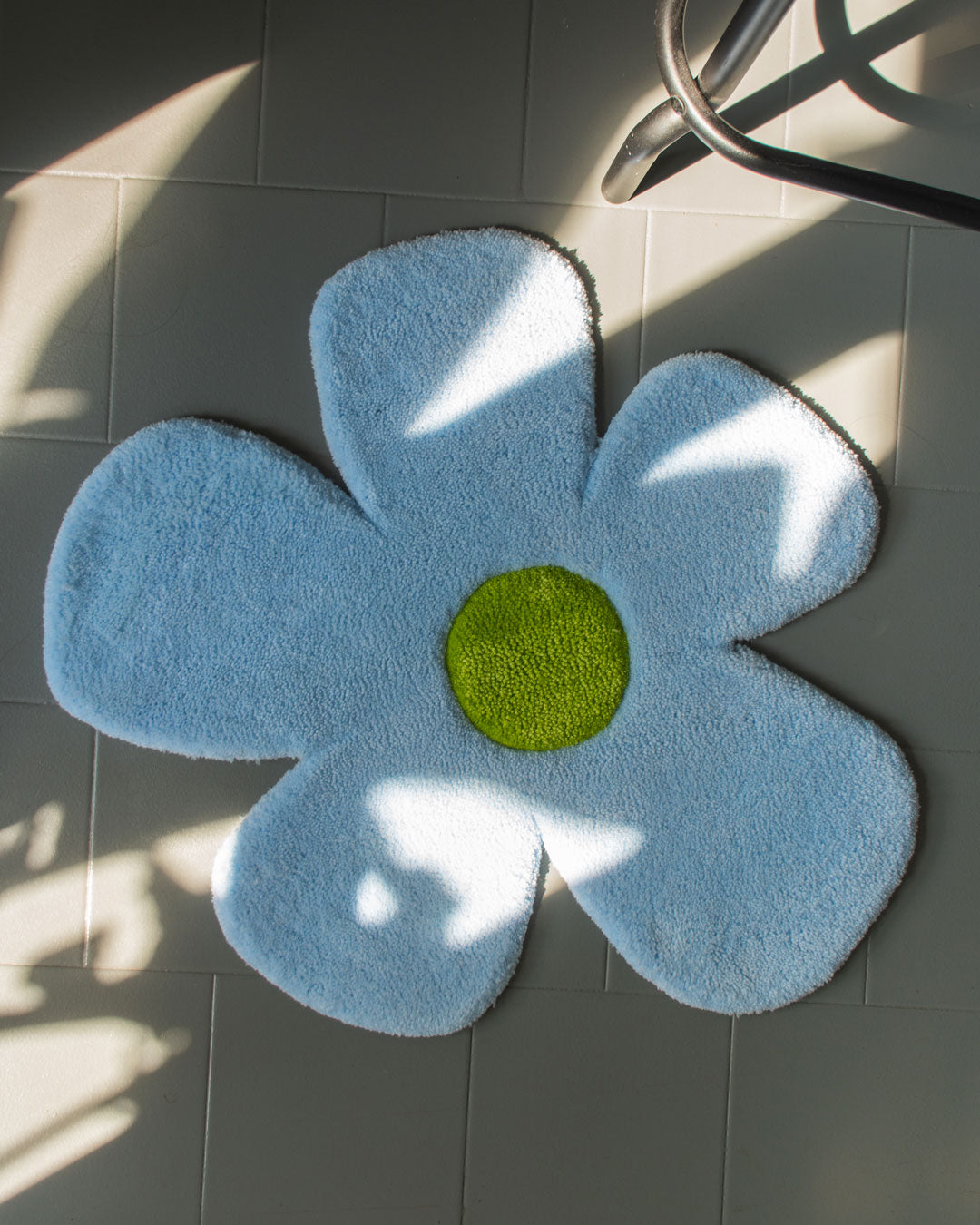 Tufted Flower - Light Blue Green