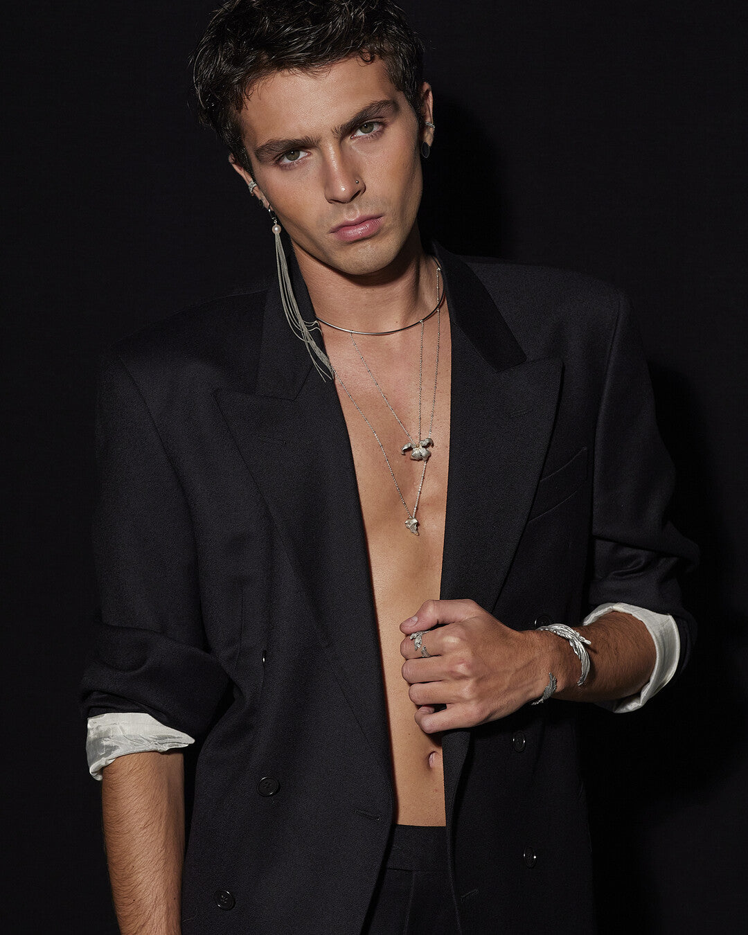 GelsominoTube Necklace with Hanging Flowers