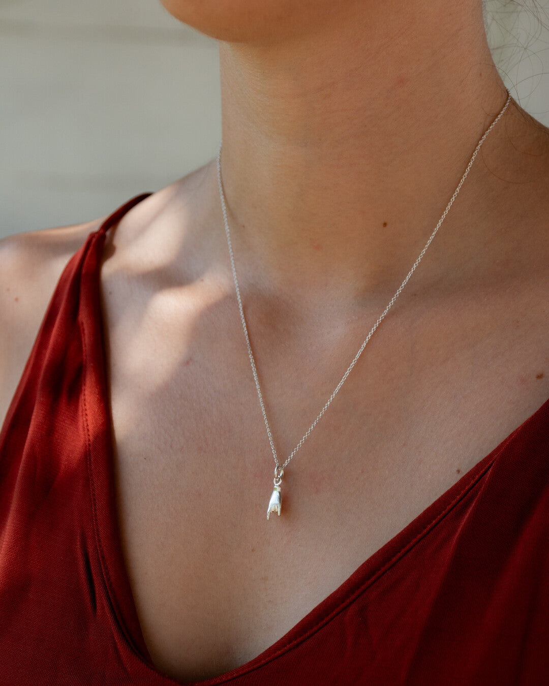 Horn hand necklace