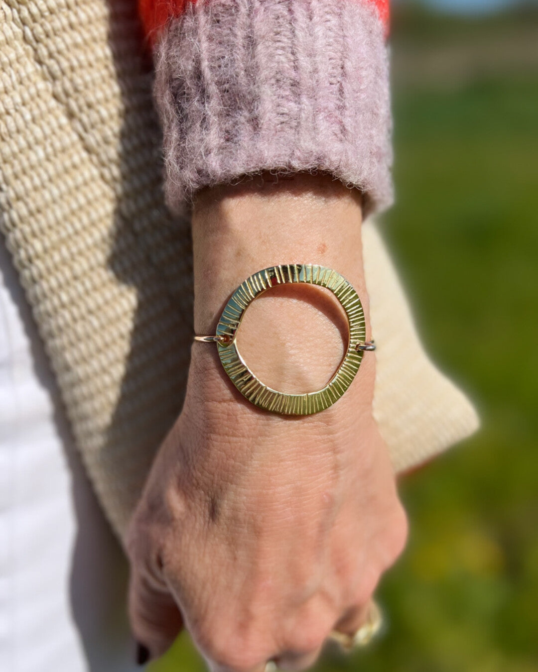 Handmade circle striped bracelet - Benbar
