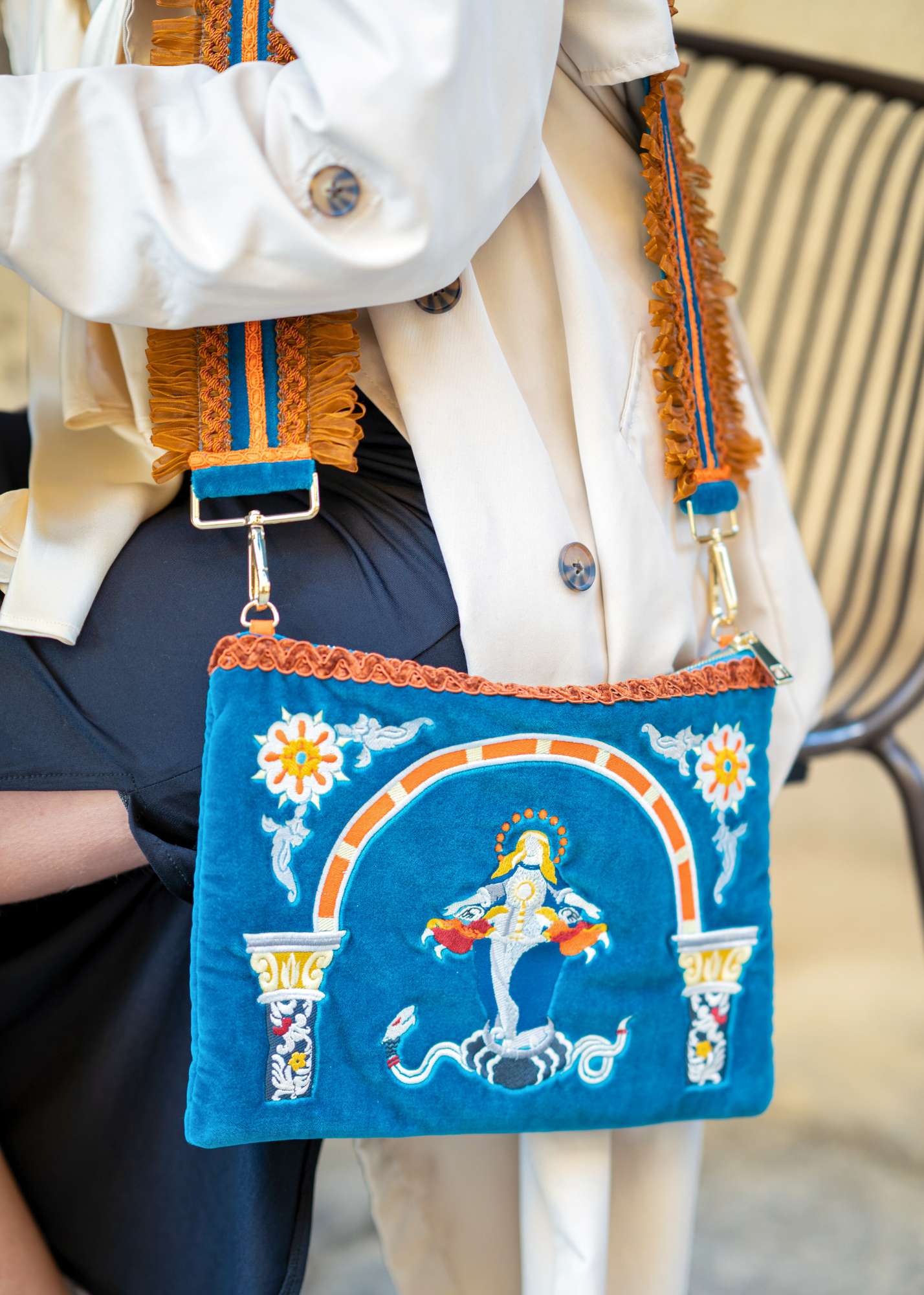 Embroidered Clutch Bag - Immacolata