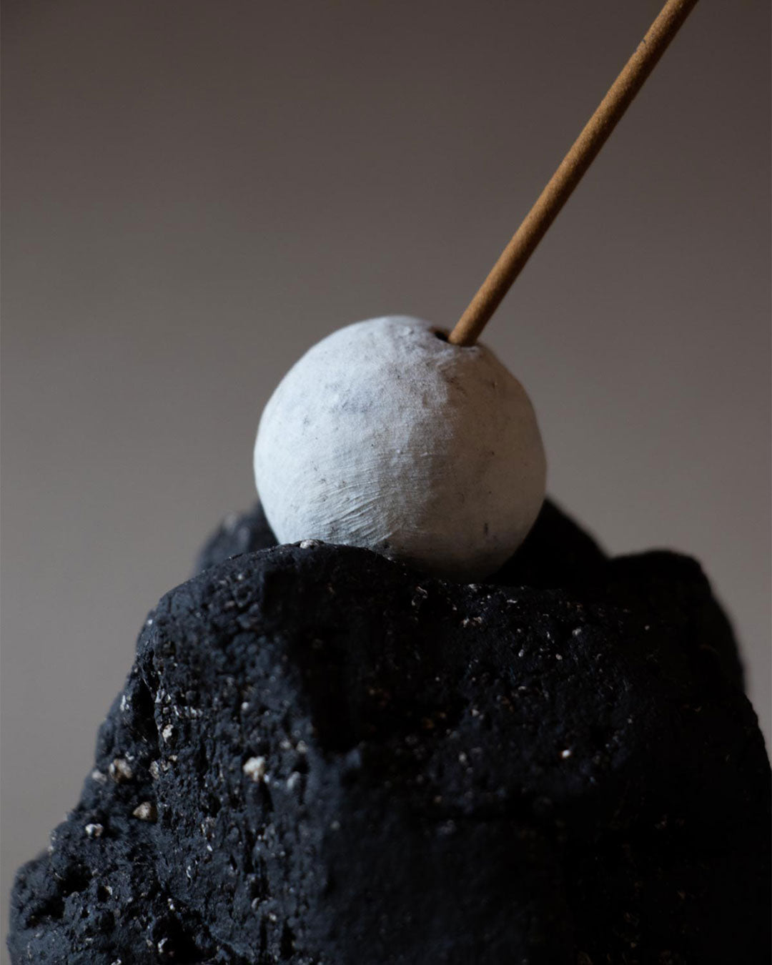 Nomad Luna - Rising moon incense burner ceramics Claire Lune