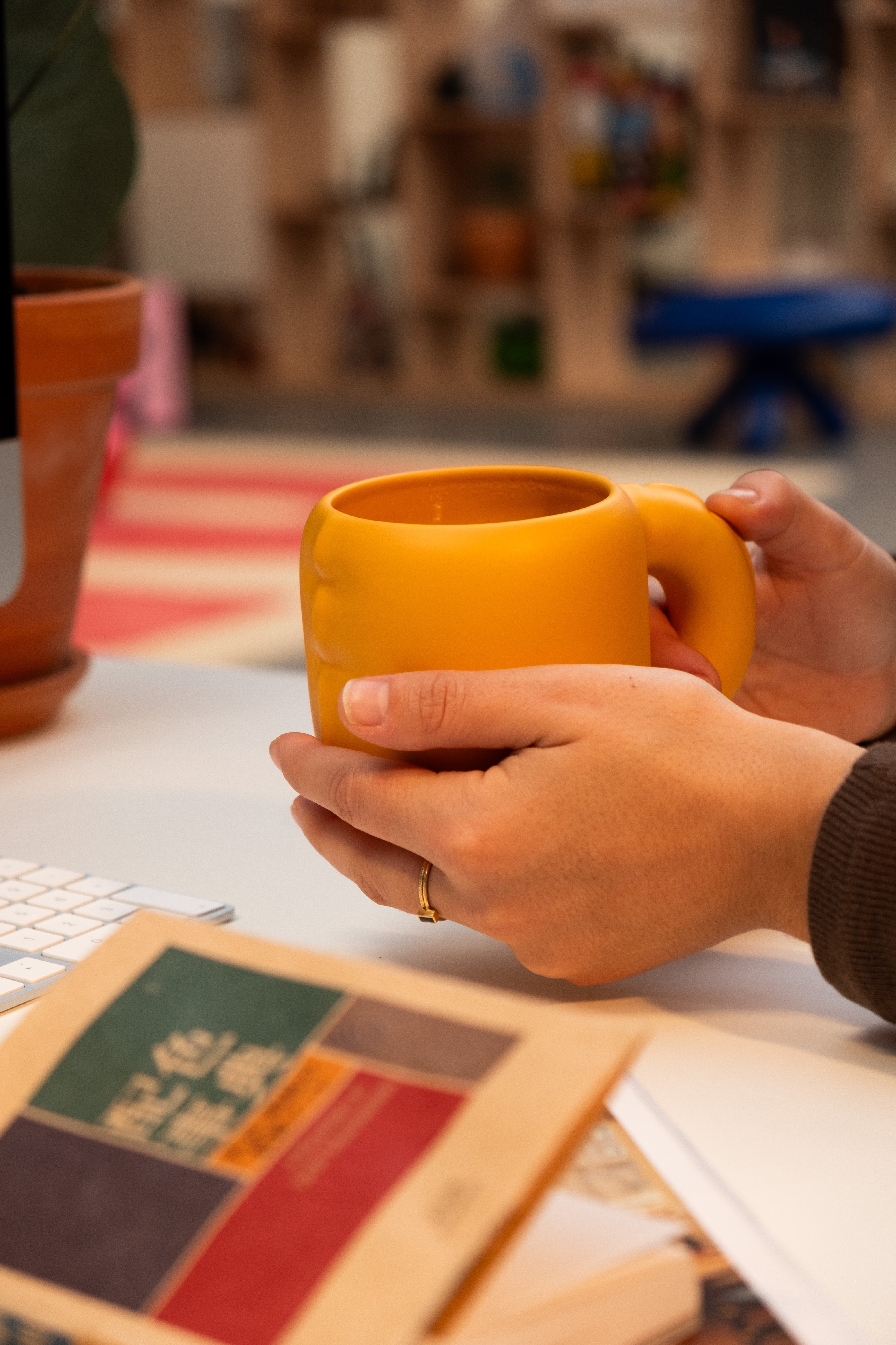Gaston Mug matte