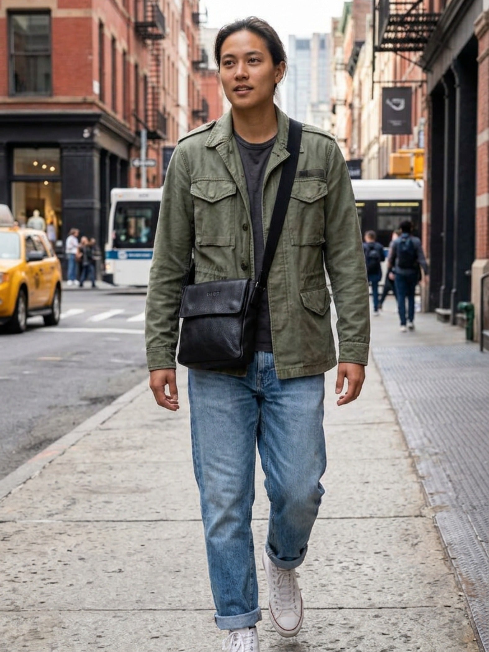 Leather Messenger Soho Collection