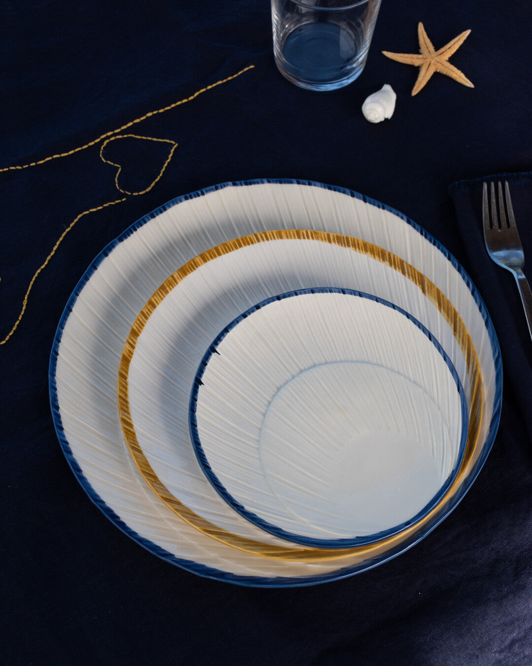 Konkylie bread plate