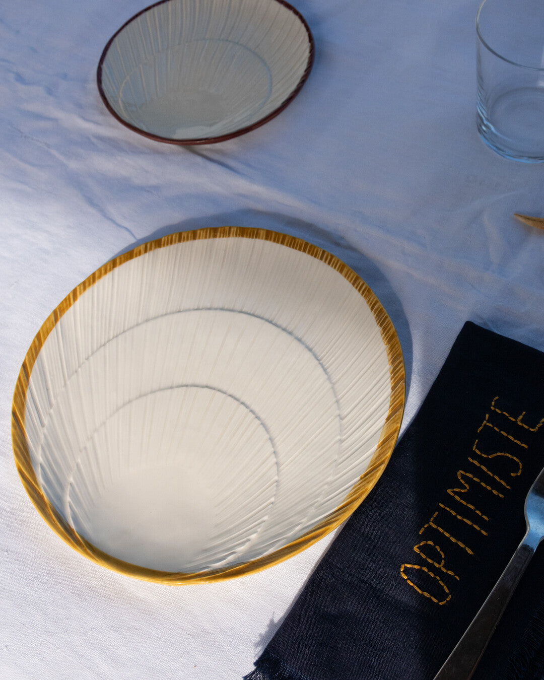 Konkylie bread plate