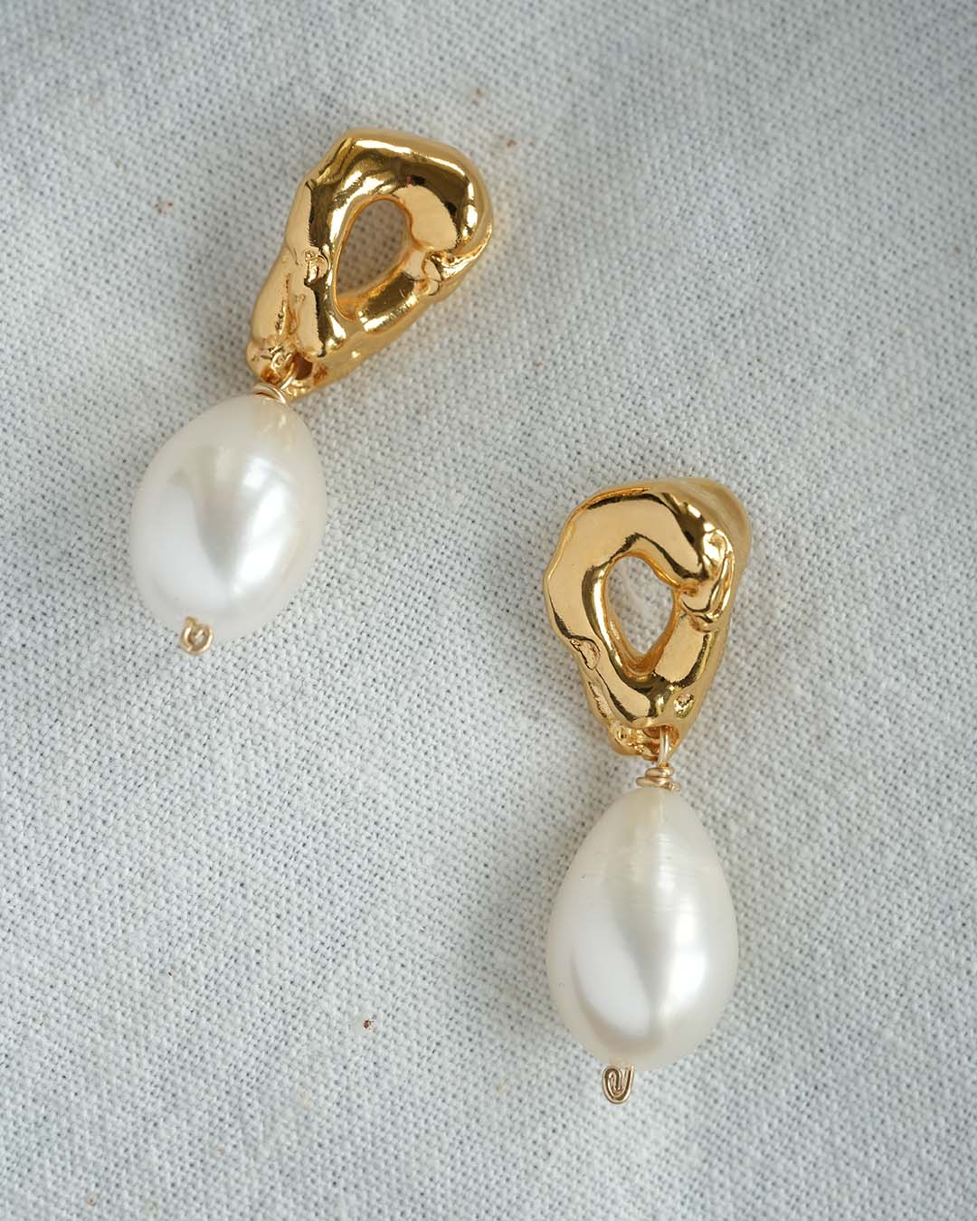 Oysters Pearl Earrings