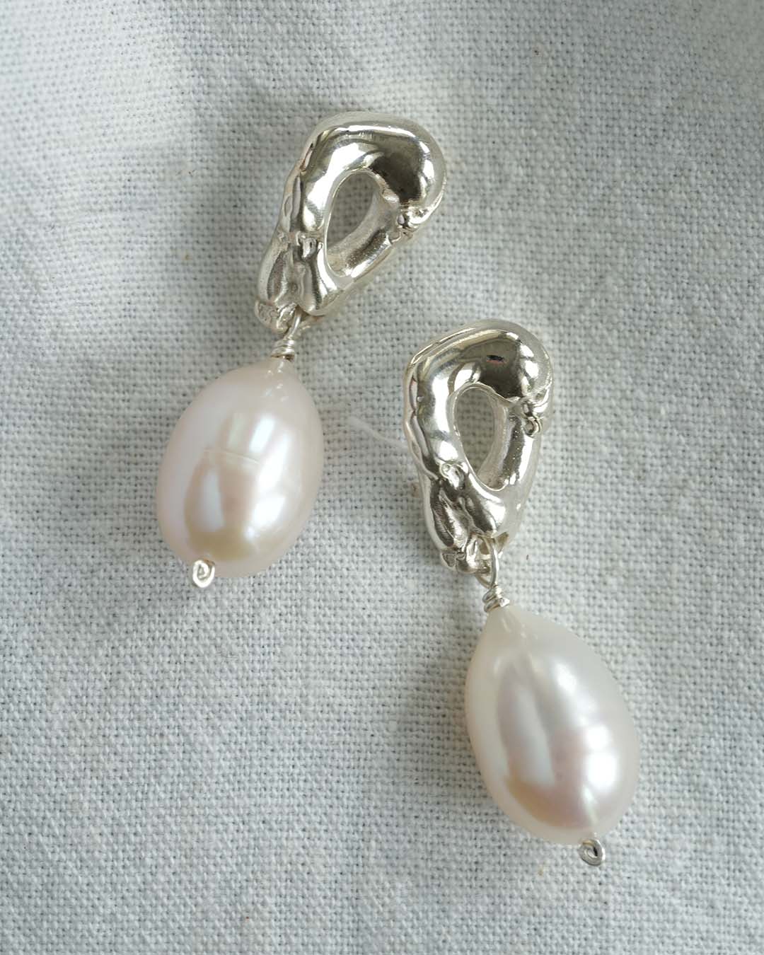 Oysters Pearl Earrings