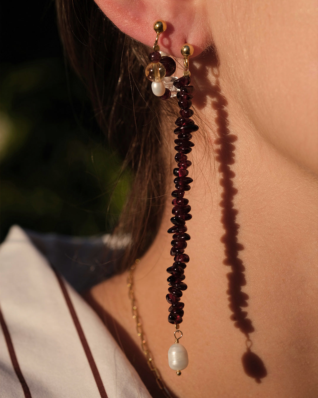 Ari Dangling Earrings
