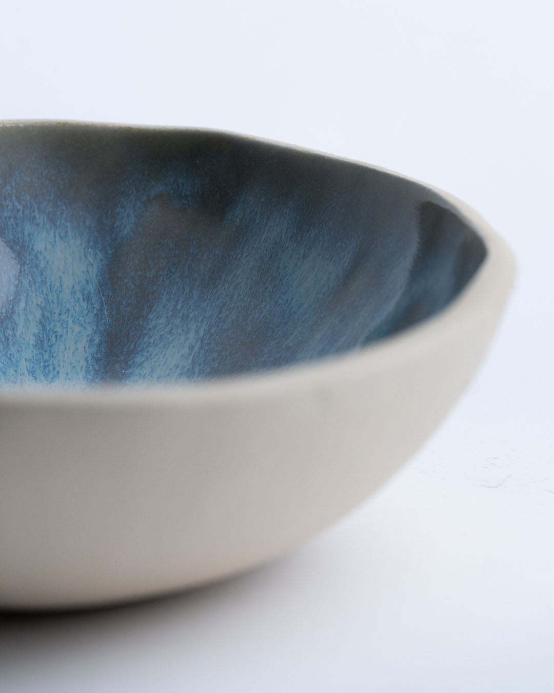 Iridescent Oval Irregular Bowl - Goki Ceramique