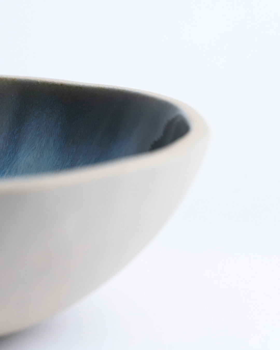 Iridescent Round Irregular Bowl - Goki Ceramique