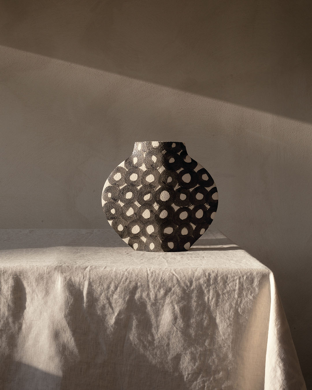 ‘Rounds Pattern’ Ceramic Illustrated Vase