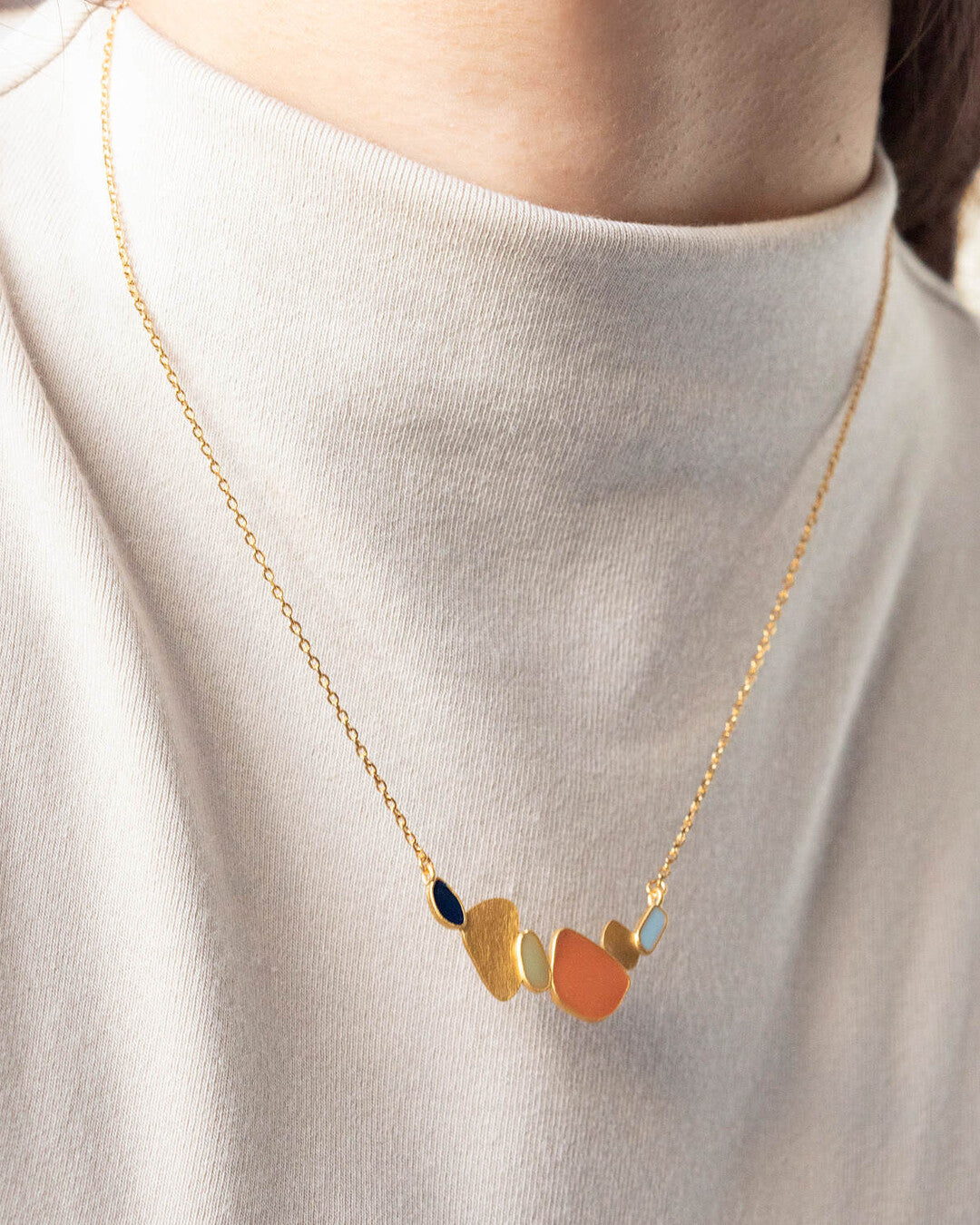 Golden Necklace with Pendant Thalus