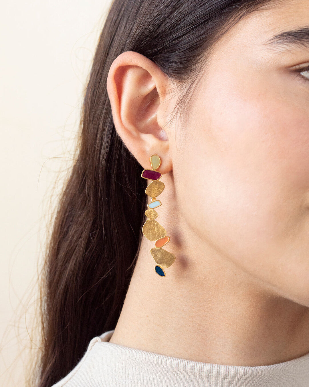 Long golden earrings Thalus