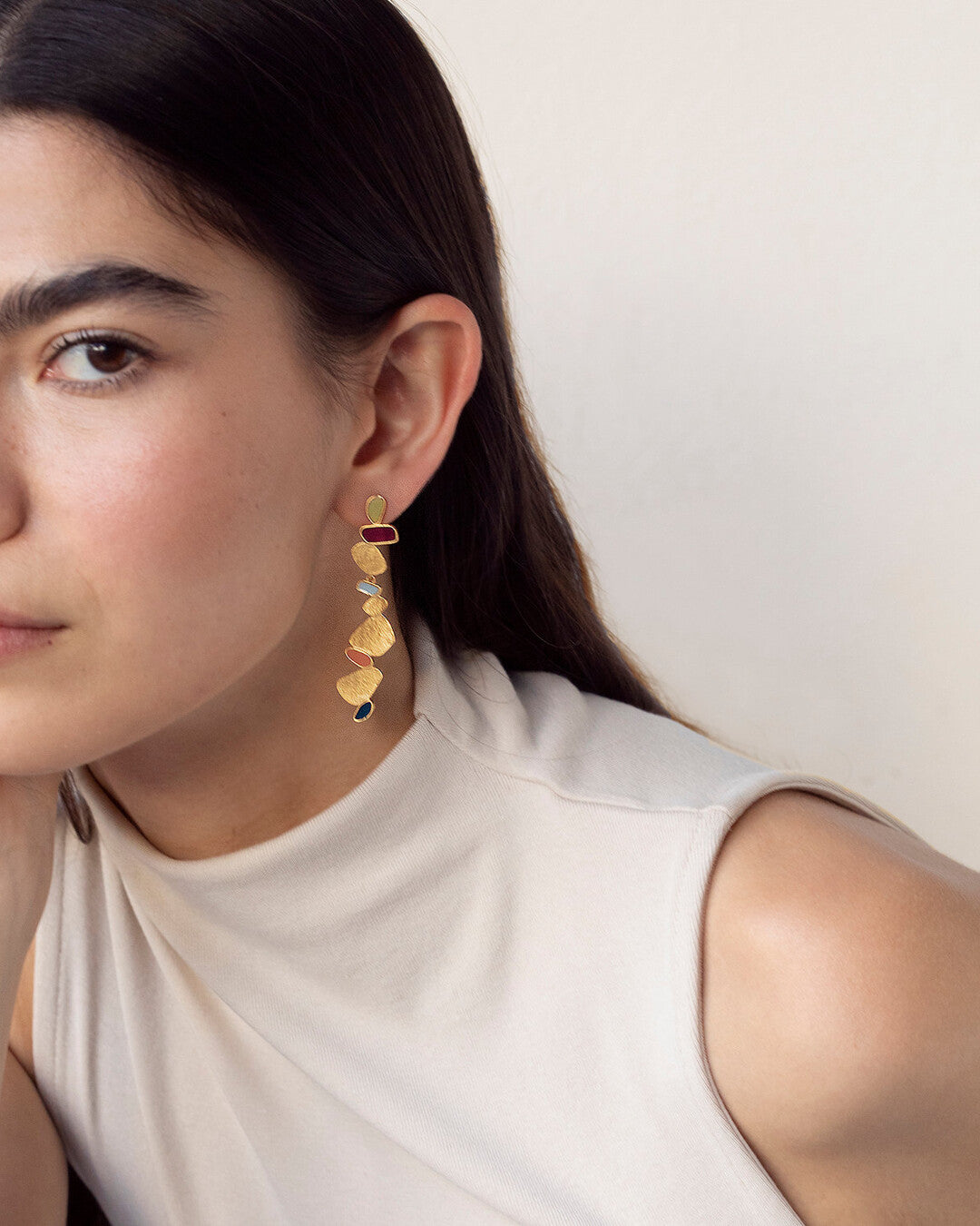 Long golden earrings Thalus