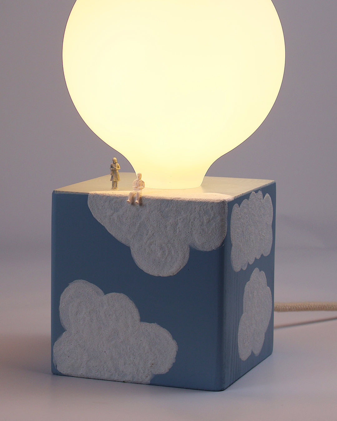 Lait luce handmade lamp
