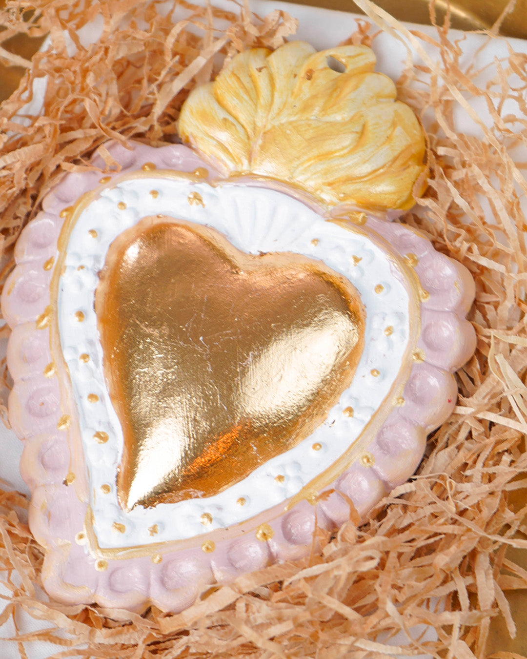 Ceramic Sacred Heart gold/pastel – Christmas collection