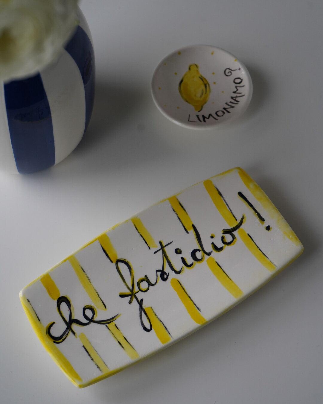 Striped Rectangular Tray – “Che fastidio”