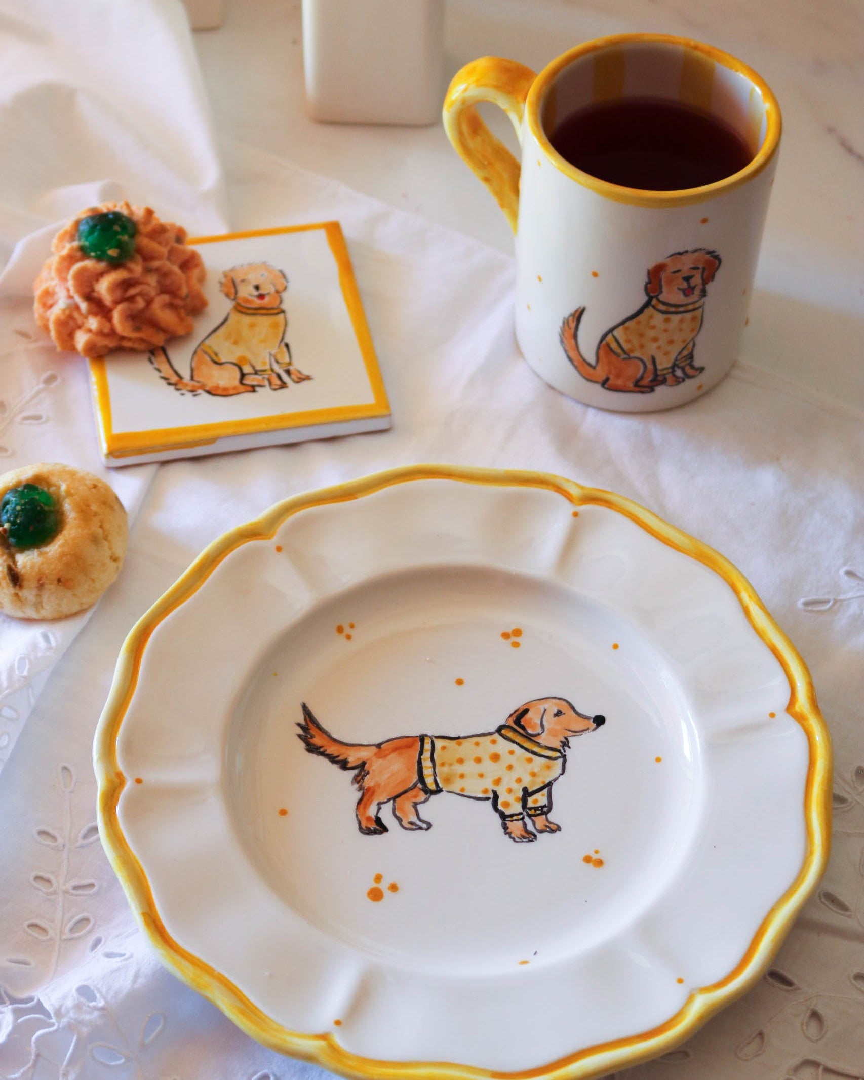 Scalloped Golden Retriever Set