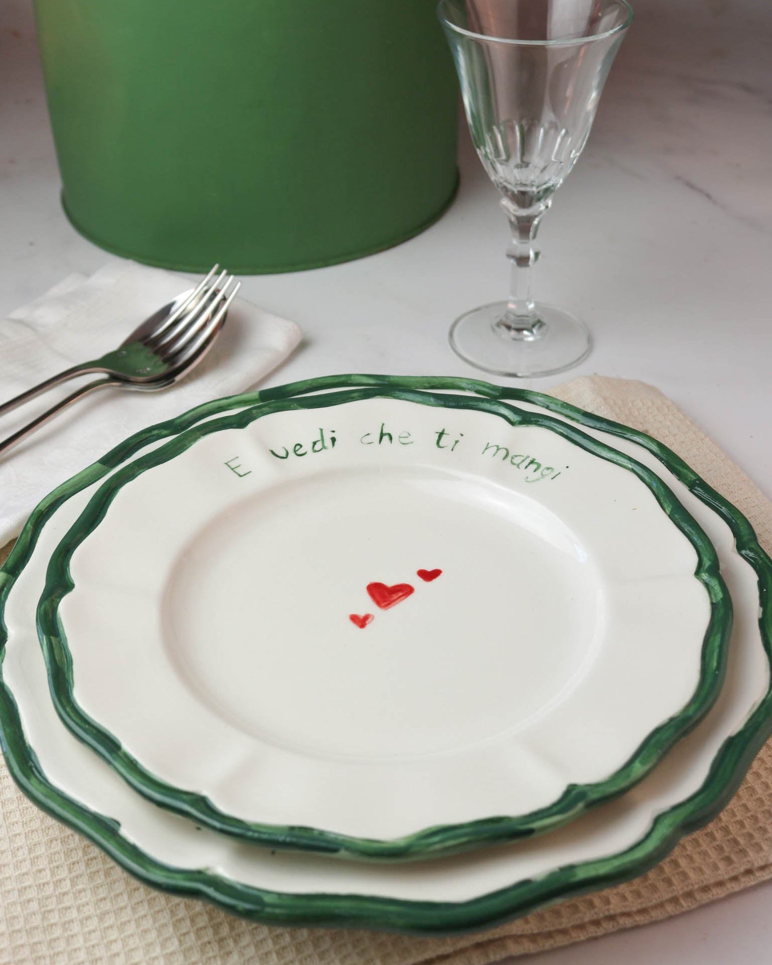 "E vedi che ti mangi" Plate – Dillo con un Piatto Collection