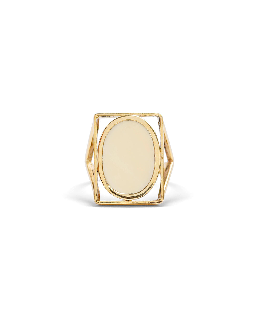 Maitea handmade ring with white stone