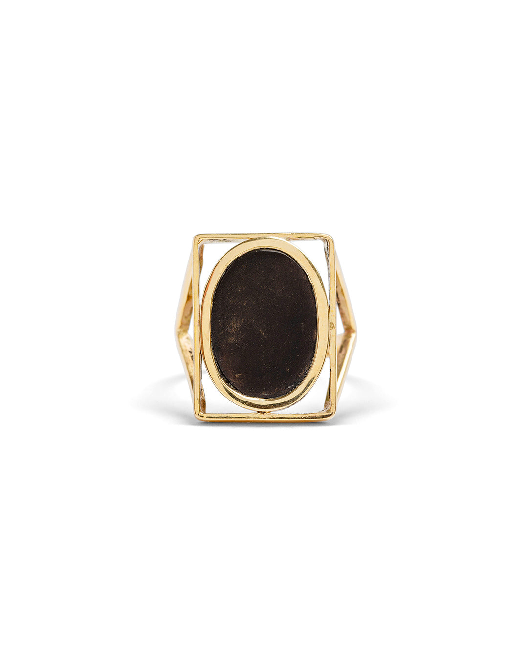 Maitea handmade ring with black stone