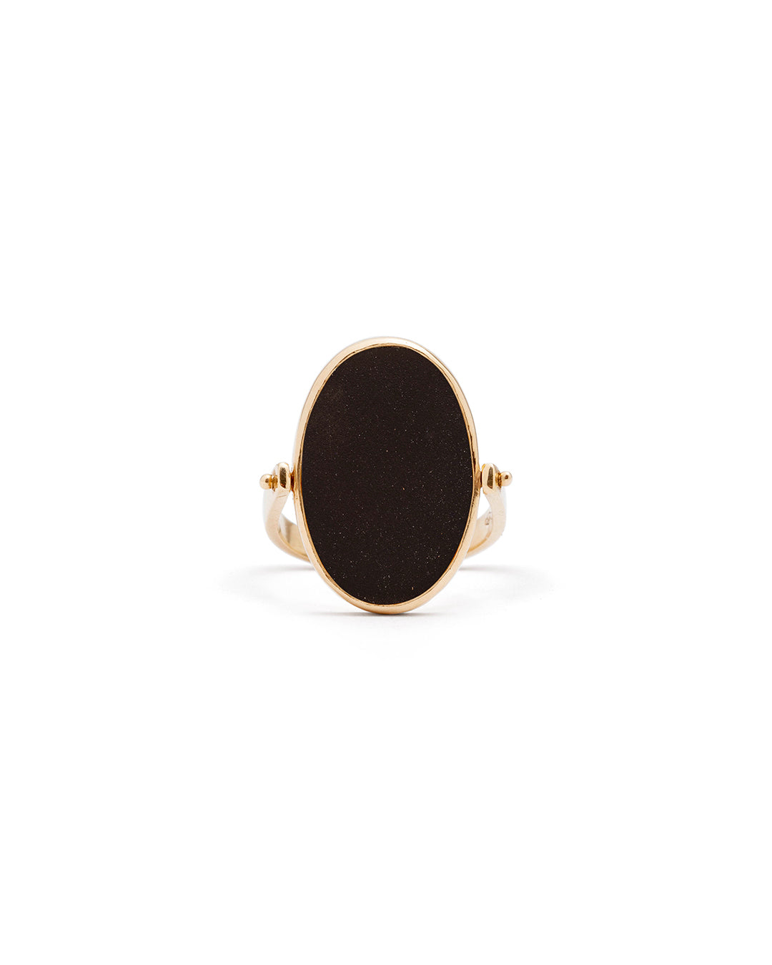 Maitea handmade oval ring with black stone