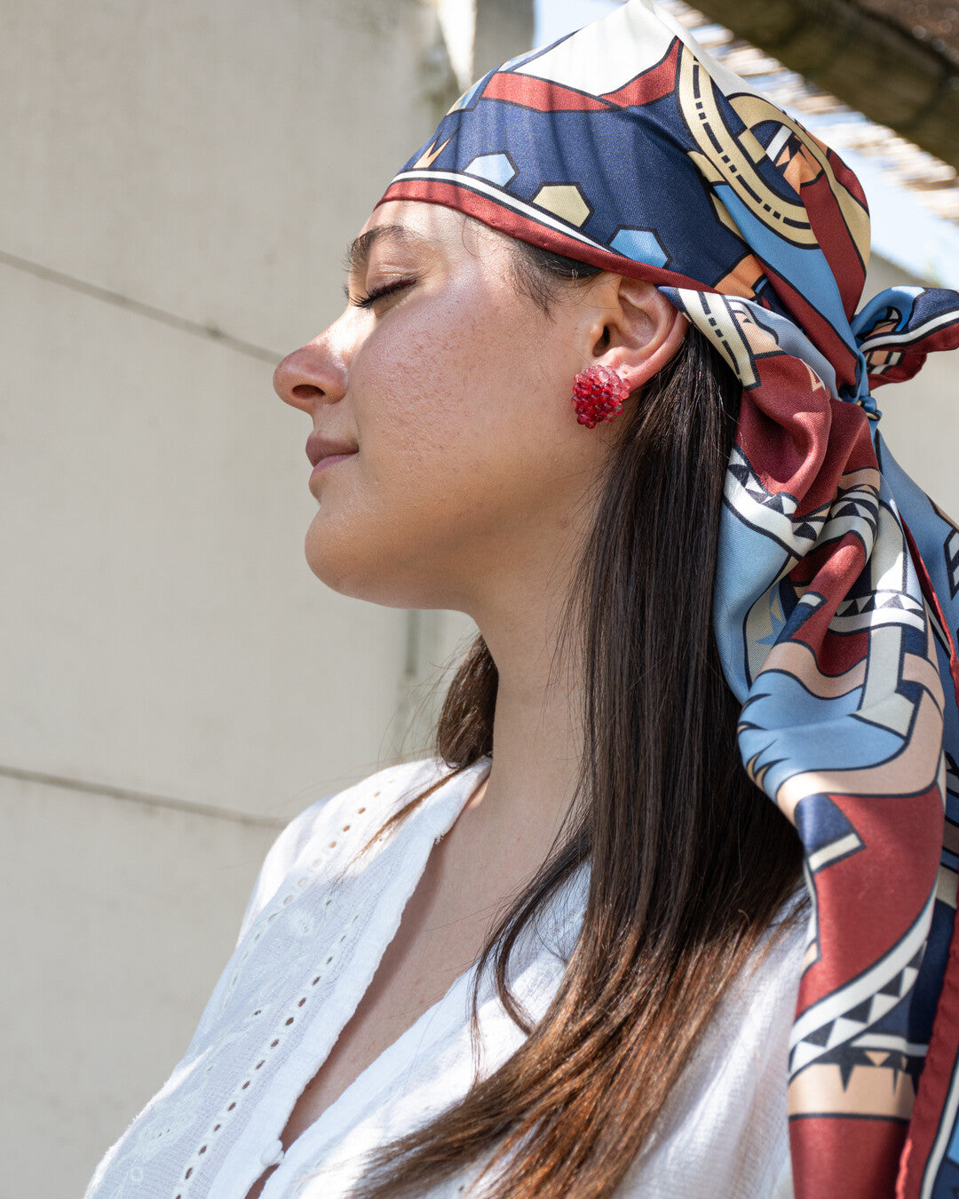 Foulard carré in silk - La testa tra le stelle - blu e bordeaux