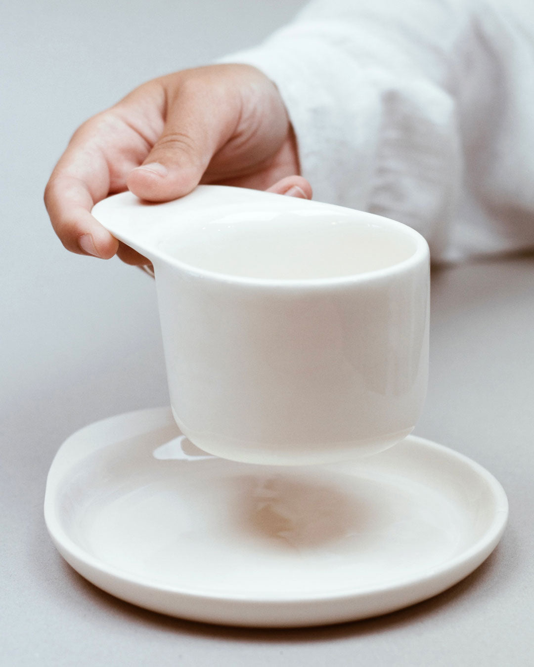 Ameno Tea Cup white with Plate_pottery_nu ceramica