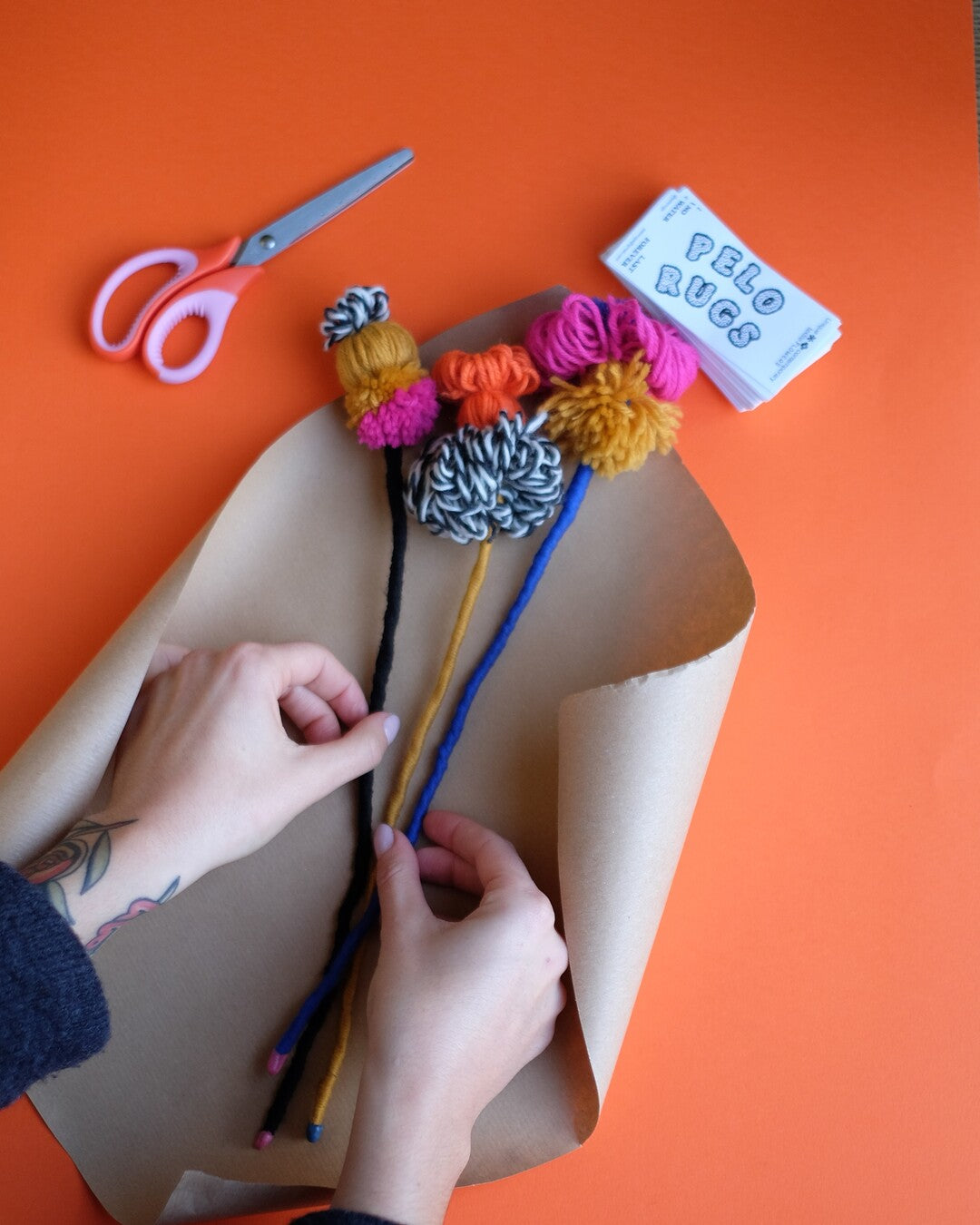 "I can make myself flowers" Upcycling workshop - Milano Certosa District