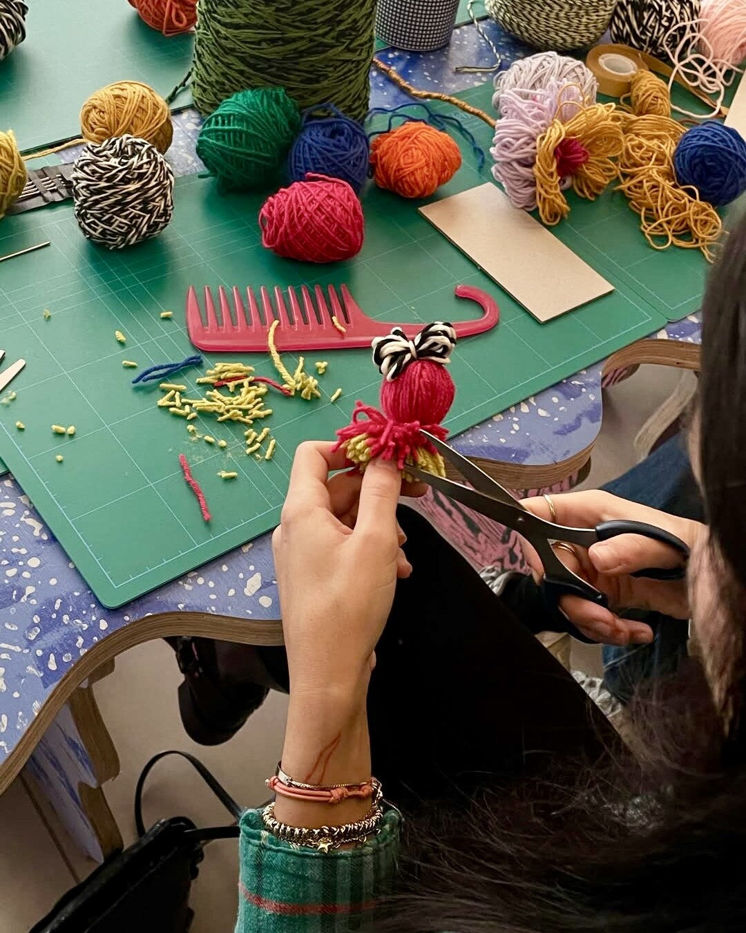 "I can make myself flowers" Upcycling workshop - Milano Certosa District