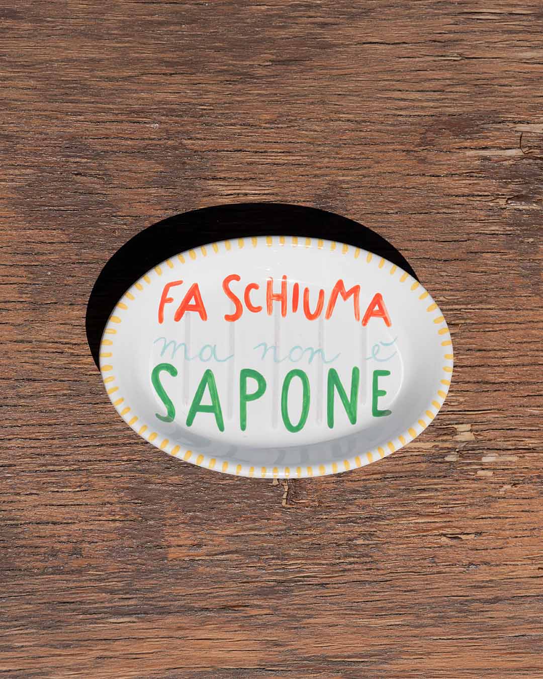 PORTASAPONETTA Fa schiuma ma non è sapone