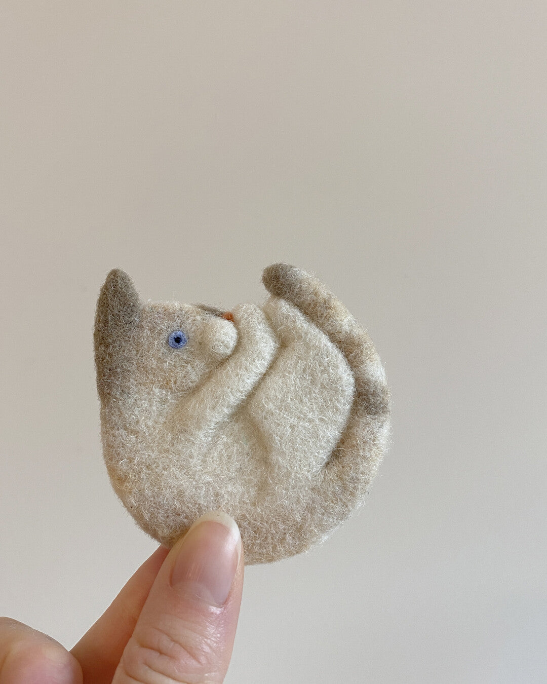 Custom "Pet portrait" needle-felted brooch