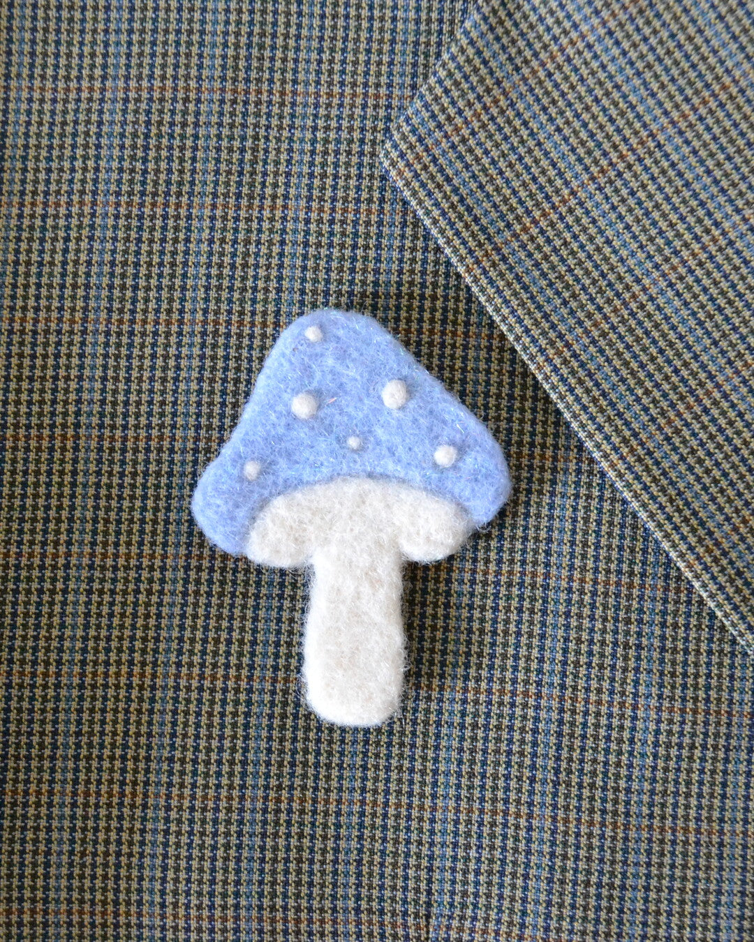Little mushroom needle-felted brooch