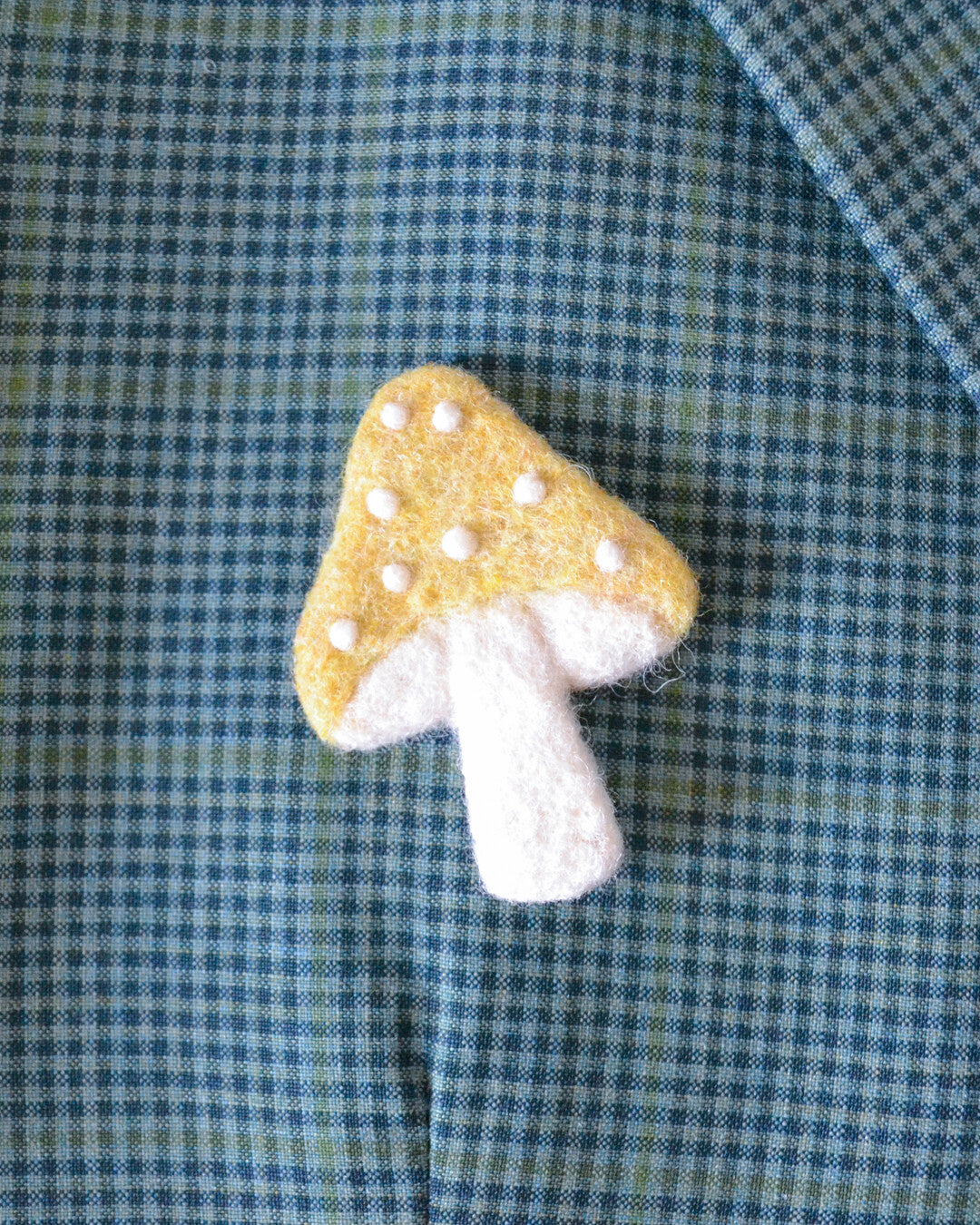 Little mushroom needle-felted brooch