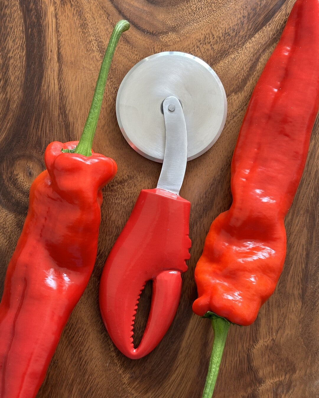 Lobster leg pizza cutter