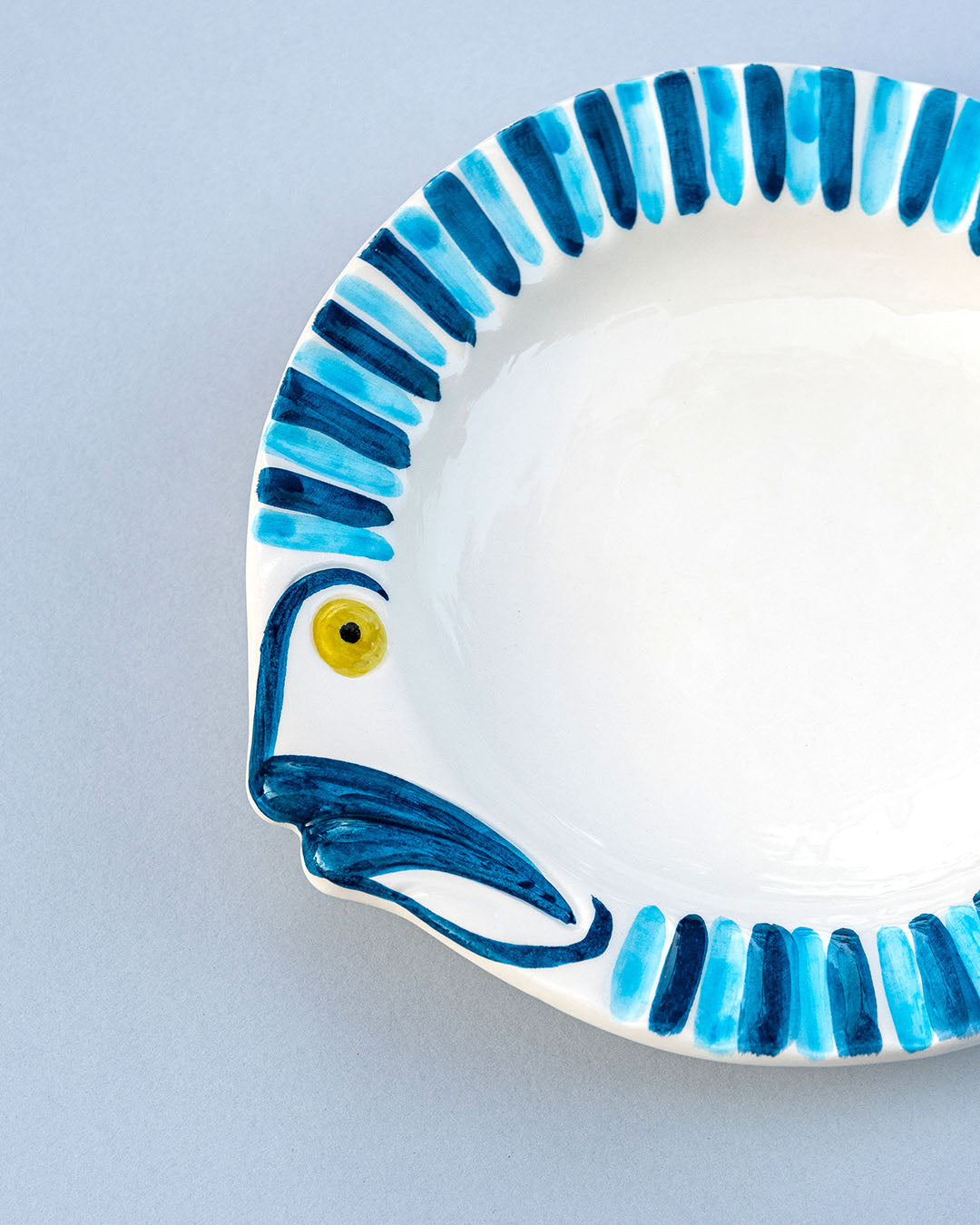 Hand-painted fish shape plate - Romarin