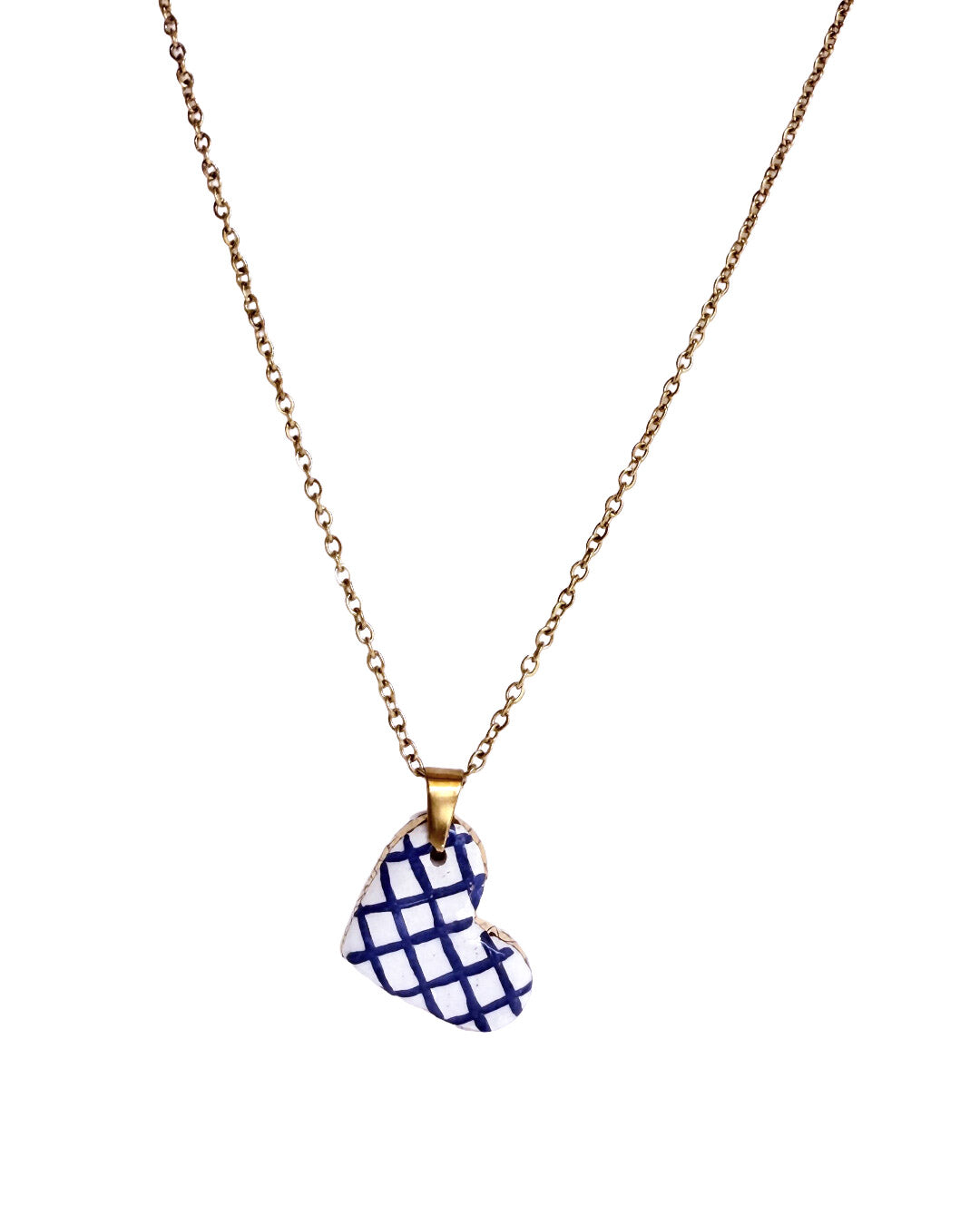 Check heart pendant and venetian box chain necklace