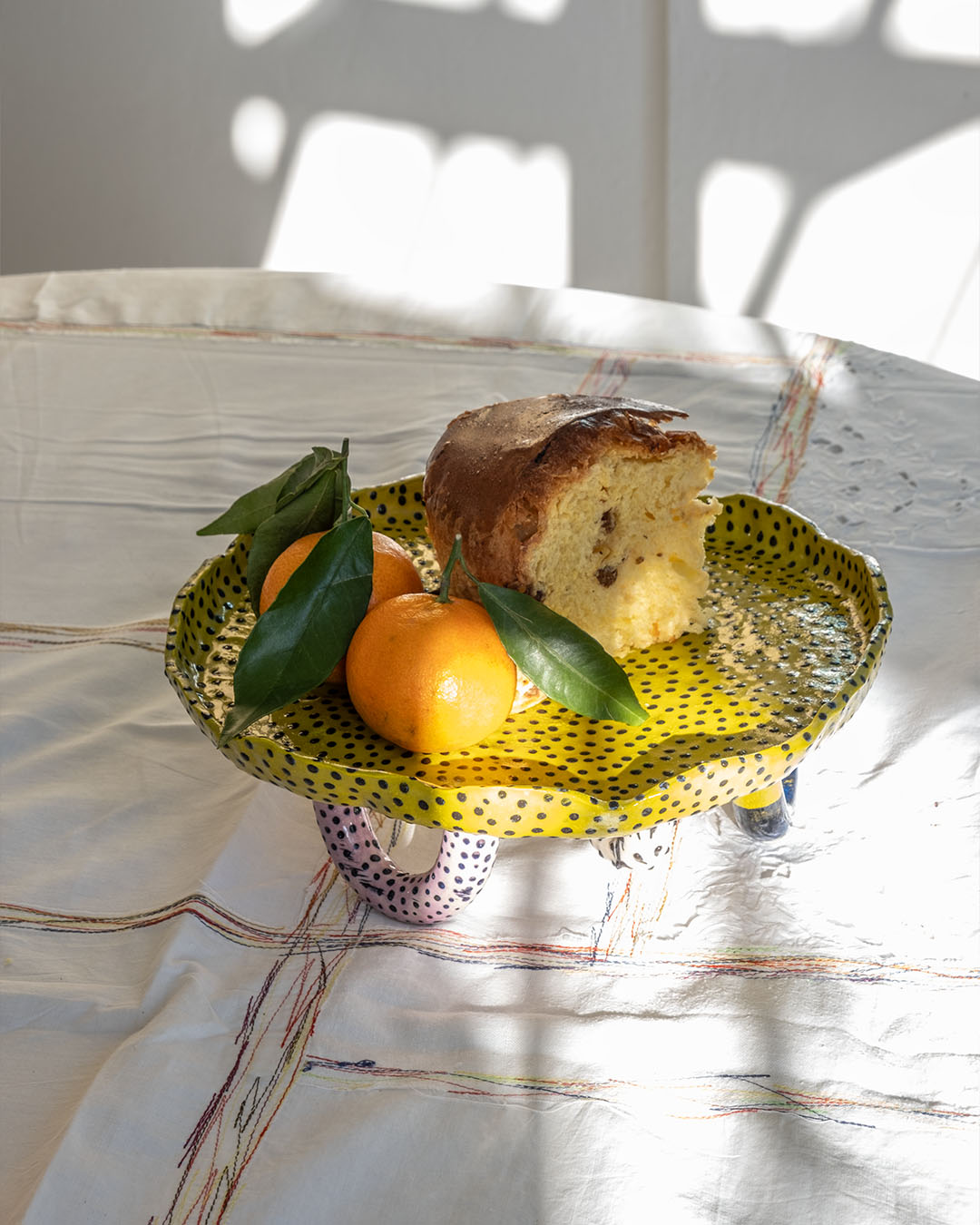 Présentoir à gâteaux en pointillés