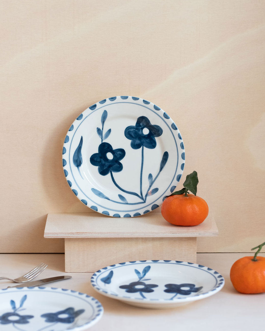 Blue flowers dessert plate ceramics hand-painted pottery Valsa Home