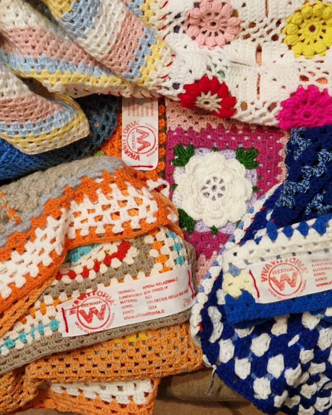 Viva Vittoria Mystery Blanket - say your NO to violence against women